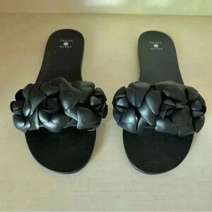 Womens black floral slip on flats size 8